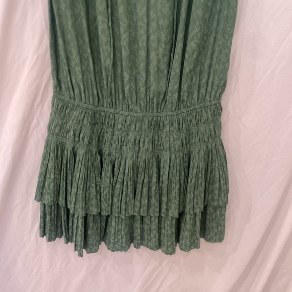 Current air pleated mini dress sz small - Picture 4 of 6
